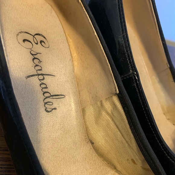 Vintage 1960’s Low Heels - Picture 3 of 6